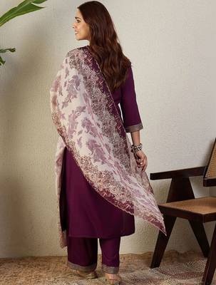 Women Ethnic Motifs Embroidered Thread Work Kurta with Trousers & Dupatta 3
