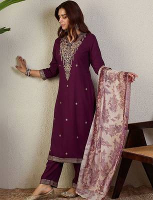 Women Ethnic Motifs Embroidered Thread Work Kurta with Trousers & Dupatta 4