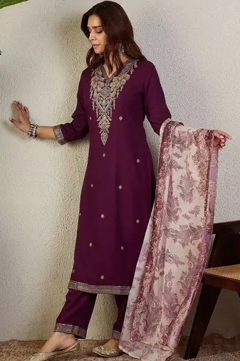 Women Ethnic Motifs Embroidered Thread Work Kurta with Trousers & Dupatta