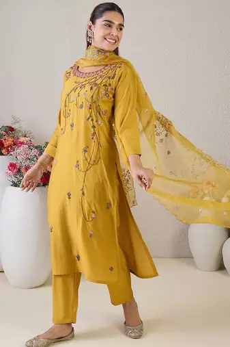 Women Ethnic Motifs Embroidered Thread Work Kurta with Trousers & With Dupatta