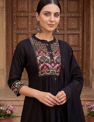 Women Ethnic Motifs Embroidered Thread Work Cotton Kurta with Trousers & With Dupatta 3