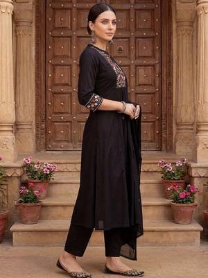 Women Ethnic Motifs Embroidered Thread Work Cotton Kurta with Trousers & With Dupatta 4