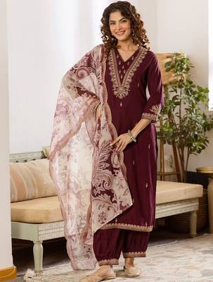 Women Ethnic Motifs Embroidered Thread Work Kurta with Patiala & With Dupatta 1
