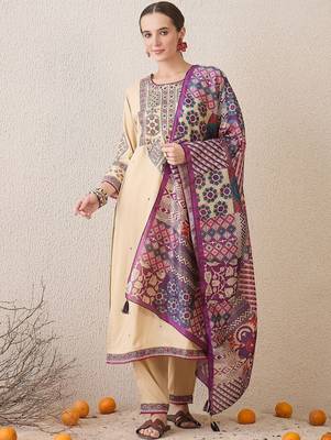 Women Ethnic Motifs Embroidered Thread Work Kurta with Salwar & Dupatta 1