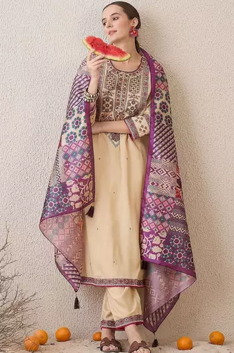 Women Ethnic Motifs Embroidered Thread Work Kurta with Salwar & Dupatta