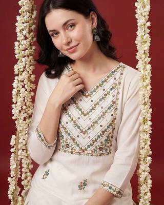 Women Ethnic Motifs Embroidered Thread Work Cotton Kurta with Trousers & With Dupatta 2