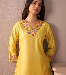 Floral Yoke Design V-Neck Thread Work Liva Straight Kurta With Trousers & Dupatta