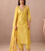 Floral Yoke Design V-Neck Thread Work Liva Straight Kurta With Trousers & Dupatta