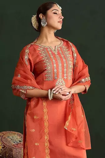Women Ethnic Motifs Embroidered Gotta Patti Kurta with Trousers & With Dupatta