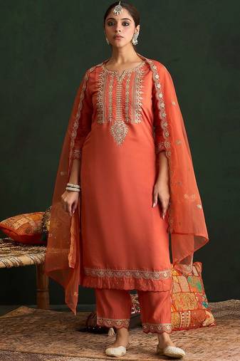 Women Ethnic Motifs Embroidered Gotta Patti Kurta with Trousers & With Dupatta