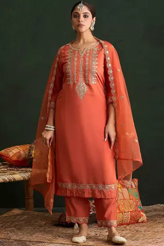 Women Ethnic Motifs Embroidered Gotta Patti Kurta with Trousers & With Dupatta