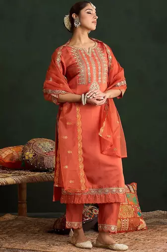 Women Ethnic Motifs Embroidered Gotta Patti Kurta with Trousers & With Dupatta