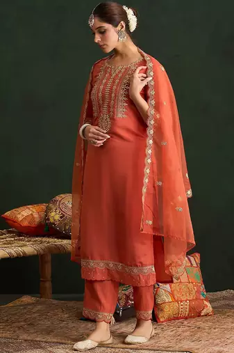 Women Ethnic Motifs Embroidered Gotta Patti Kurta with Trousers & With Dupatta