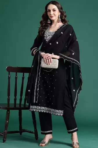 Women Ethnic Motifs Embroidered Straight Cotton Kurta Set