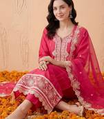 Women Ethnic Motifs Embroidered Thread Work Kurta with Trousers & With Dupatta