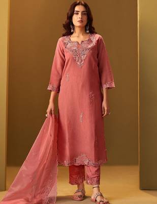 Women Ethnic Motifs Embroidered Kurta with Trousers & Dupatta 1