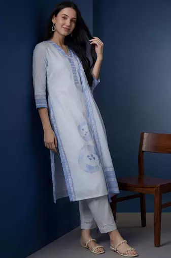 Women Printed Linen Kurta with Trousers & With Dupatta