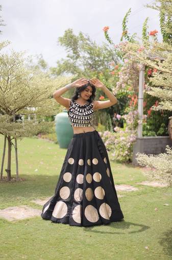 Women's Cotton Lehenga Choli Set with Golden Mirror Work Blouse & Polka Dot Lehenga-full stitched free size
