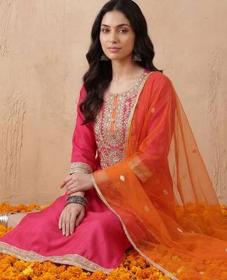 Women Ethnic Motifs Embroidered Sequinned Kurta with Trousers & With Dupatta 7