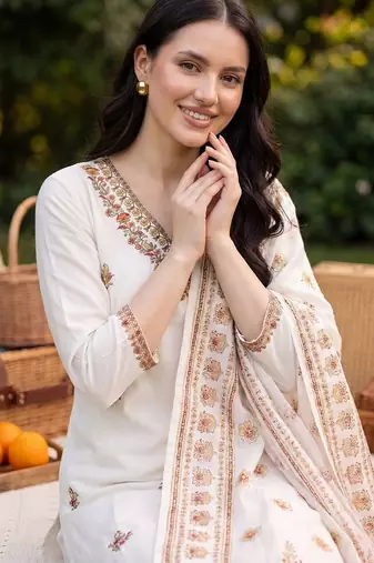 Women Ethnic Motifs Embroidered Thread Work Cotton Kurta with Trousers & With Dupatta