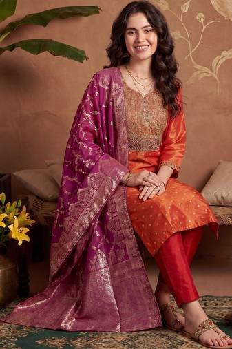 Women Ethnic Motifs Embroidered Thread Work Kurta with Trousers & With Dupatta