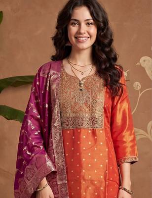Women Ethnic Motifs Embroidered Thread Work Kurta with Trousers & With Dupatta 2