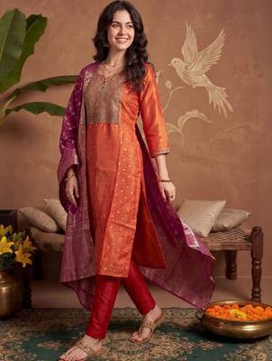 Women Ethnic Motifs Embroidered Thread Work Kurta with Trousers & With Dupatta 3