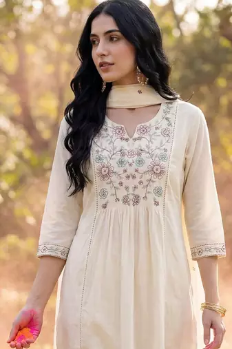 Women Floral Embroidered Empire Thread Work Cotton Kurta with Trousers & With Dupatta