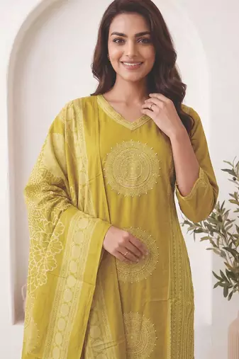 Women Ethnic Motifs Printed Beaded Cotton Kurta with Trousers & Dupatta