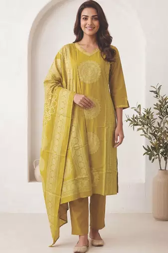 Women Ethnic Motifs Printed Beaded Cotton Kurta with Trousers & Dupatta