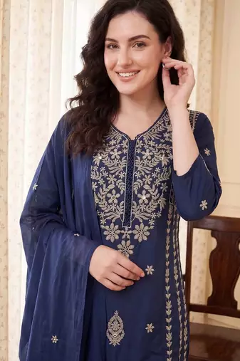Women Ethnic Motifs Embroidered Thread Work Cotton Kurta with Trousers & With Dupatta