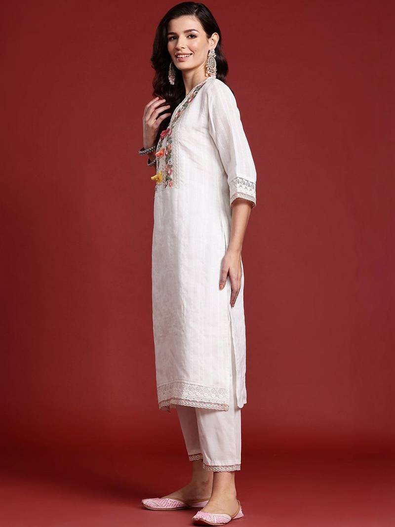 Women Floral Embroidered Thread Work Cotton Kurta with Trousers & With Dupatta