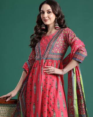 Ethnic Motifs Printed Kurta with Trousers & Dupatta 1
