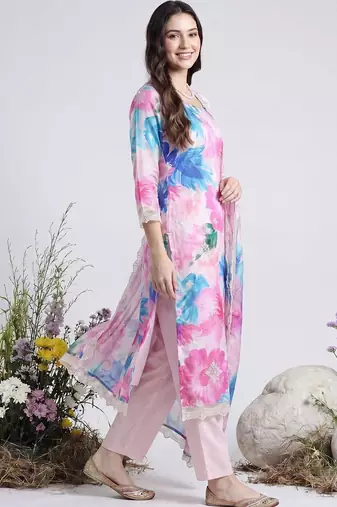 Women Floral Printed Kurta with Trousers & With Dupatta