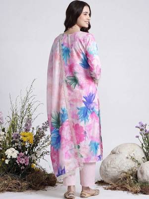 Women Floral Printed Kurta with Trousers & With Dupatta 4