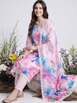 Women Floral Printed Kurta with Trousers & With Dupatta 5