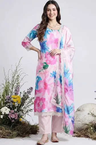 Women Floral Printed Kurta with Trousers & With Dupatta