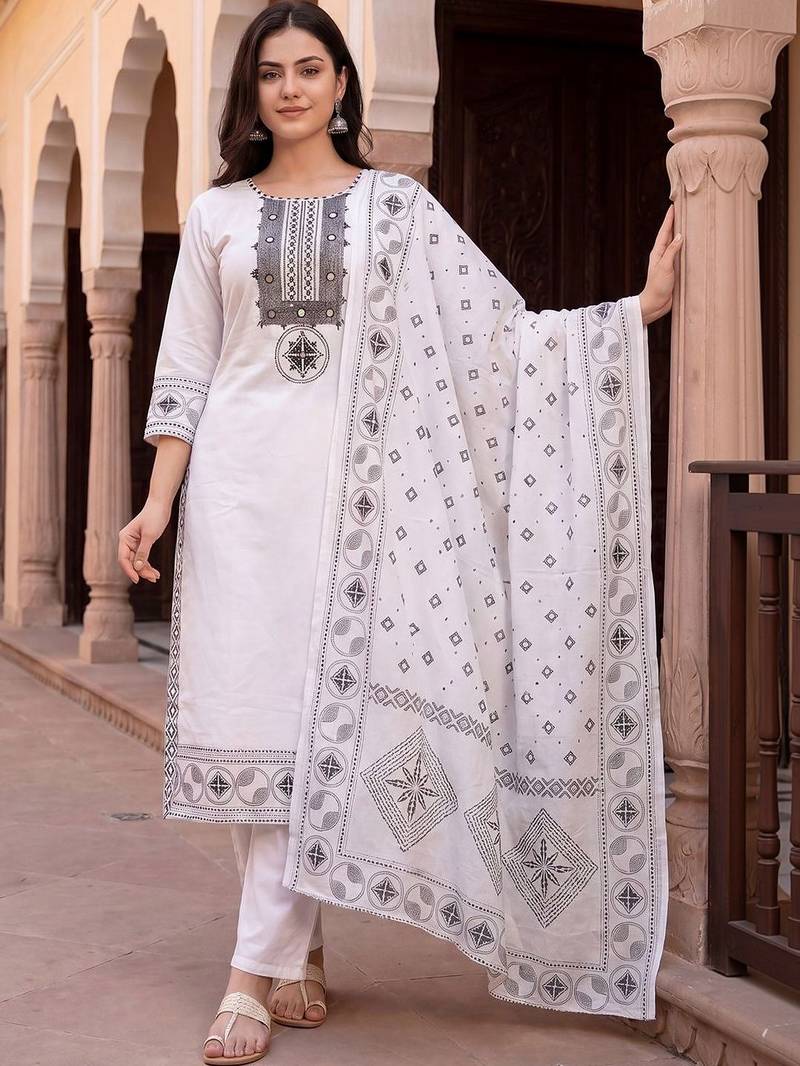 Women Ethnic Motifs Embroidered Regular Mirror Work Pure Cotton Kurta with Trousers & With Dupatta
