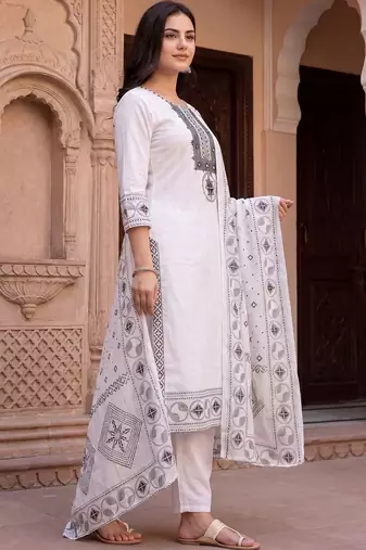 Women Ethnic Motifs Embroidered Regular Mirror Work Pure Cotton Kurta with Trousers & With Dupatta