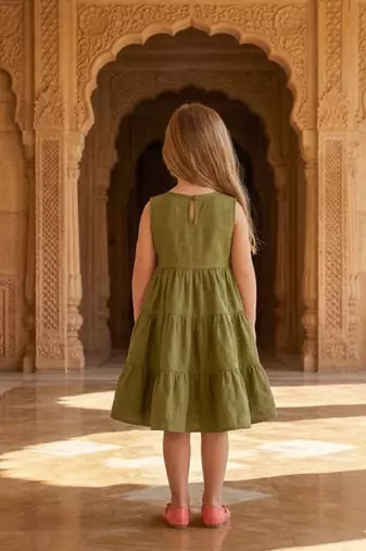 Girls solid green cotton tiered dress – sleeveless knee-length flared frock