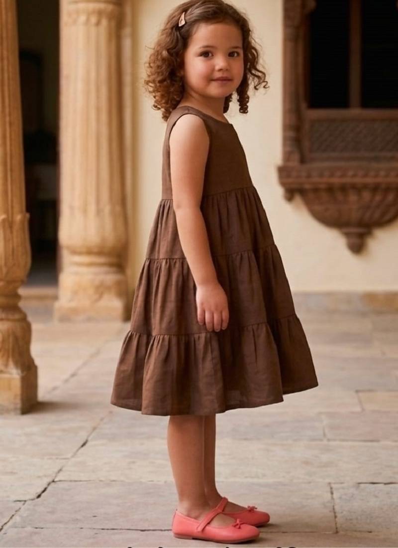 Girls solid brown cotton tiered dress – sleeveless knee-length flared frock