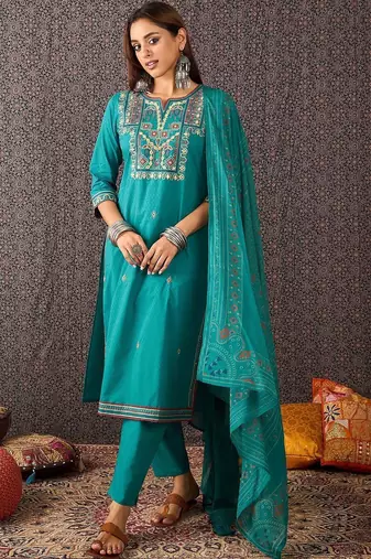 Ethnic Motifs Embroidered Thread Work Cotton Kurta With Trousers & Dupatta