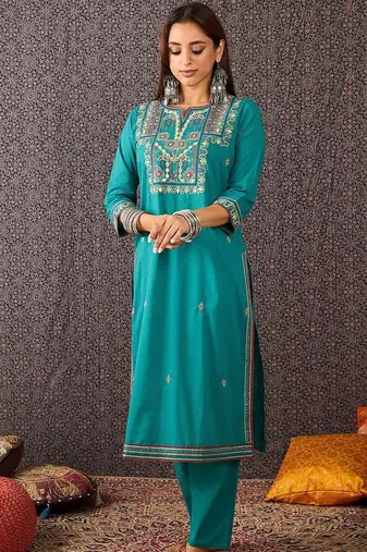 Ethnic Motifs Embroidered Thread Work Cotton Kurta With Trousers & Dupatta