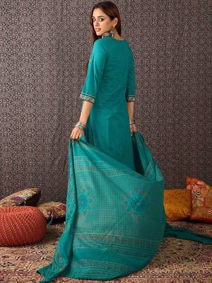 Ethnic Motifs Embroidered Thread Work Cotton Kurta With Trousers & Dupatta 5
