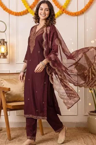 Women Ethnic Motifs Embroidered Thread Work Kurta with Trousers & With Dupatta