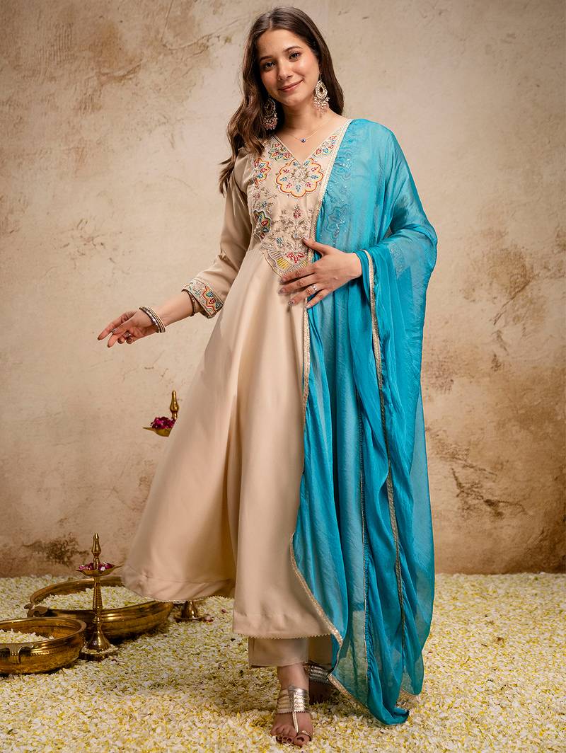Cream chanderi heavy thread embroidery work kurta pant set