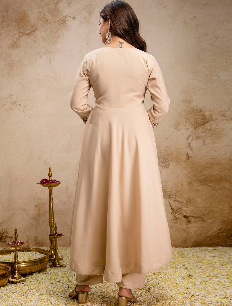 Cream chanderi heavy thread embroidery work kurta pant set