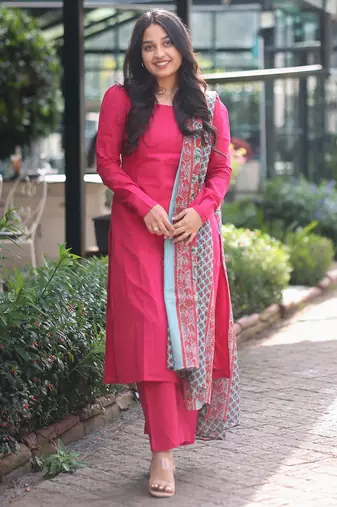 Rani pink cotton beautiful plain top-bottom with printed dupatta kurta pant set