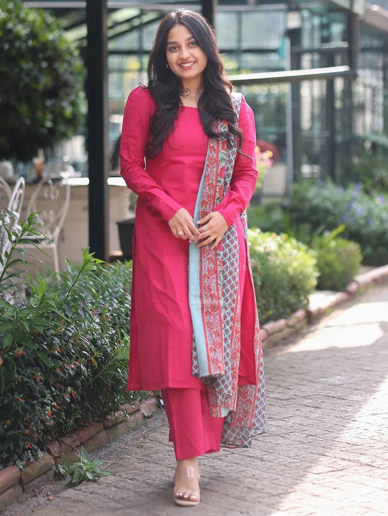 Rani pink cotton beautiful plain top-bottom with printed dupatta kurta pant set