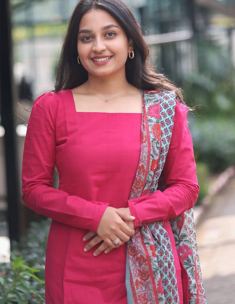 Rani pink cotton beautiful plain top-bottom with printed dupatta kurta pant set